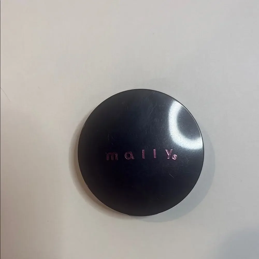 New mally effortlessly airbrushed blush in shade perfect peach